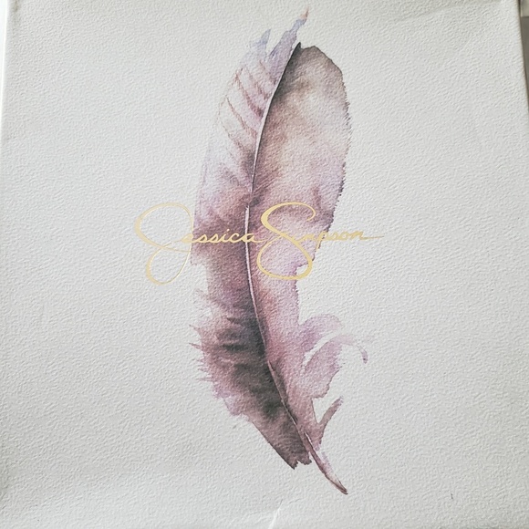 Jessica Simpson - Picture 2 of 2